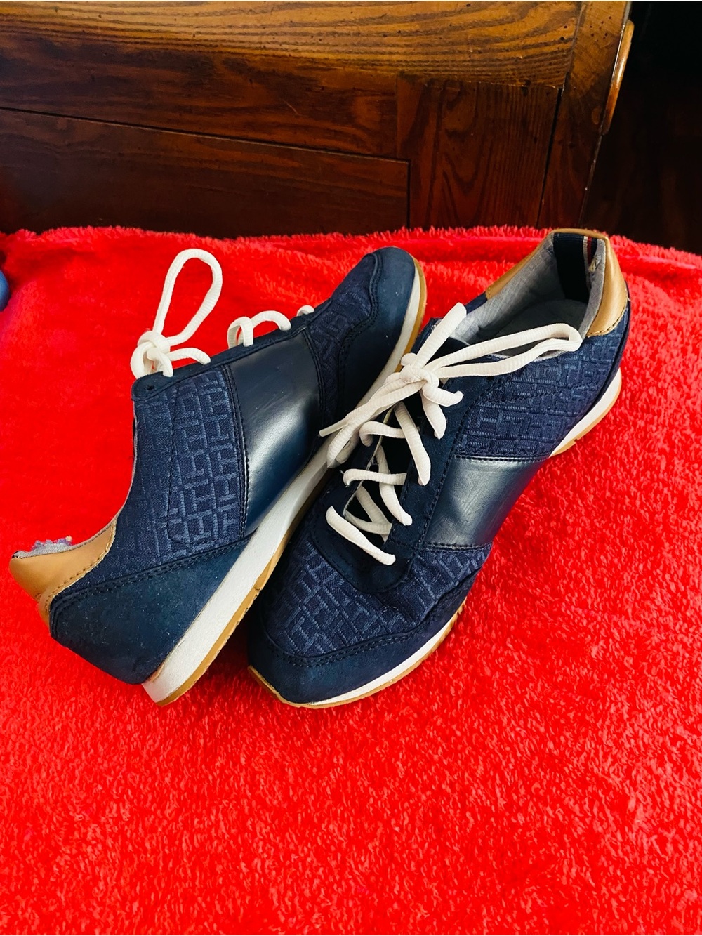 Tommy Hilfiger Navy and Tan Lace-Up Athletic Sneakers